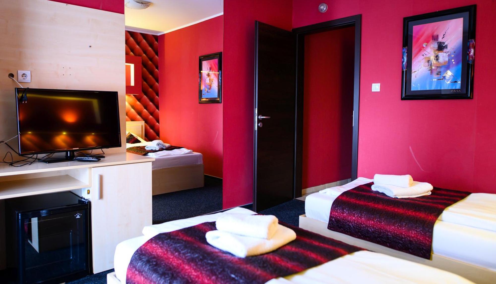 Palermó Panzio Hotel Nyíregyháza Esterno foto