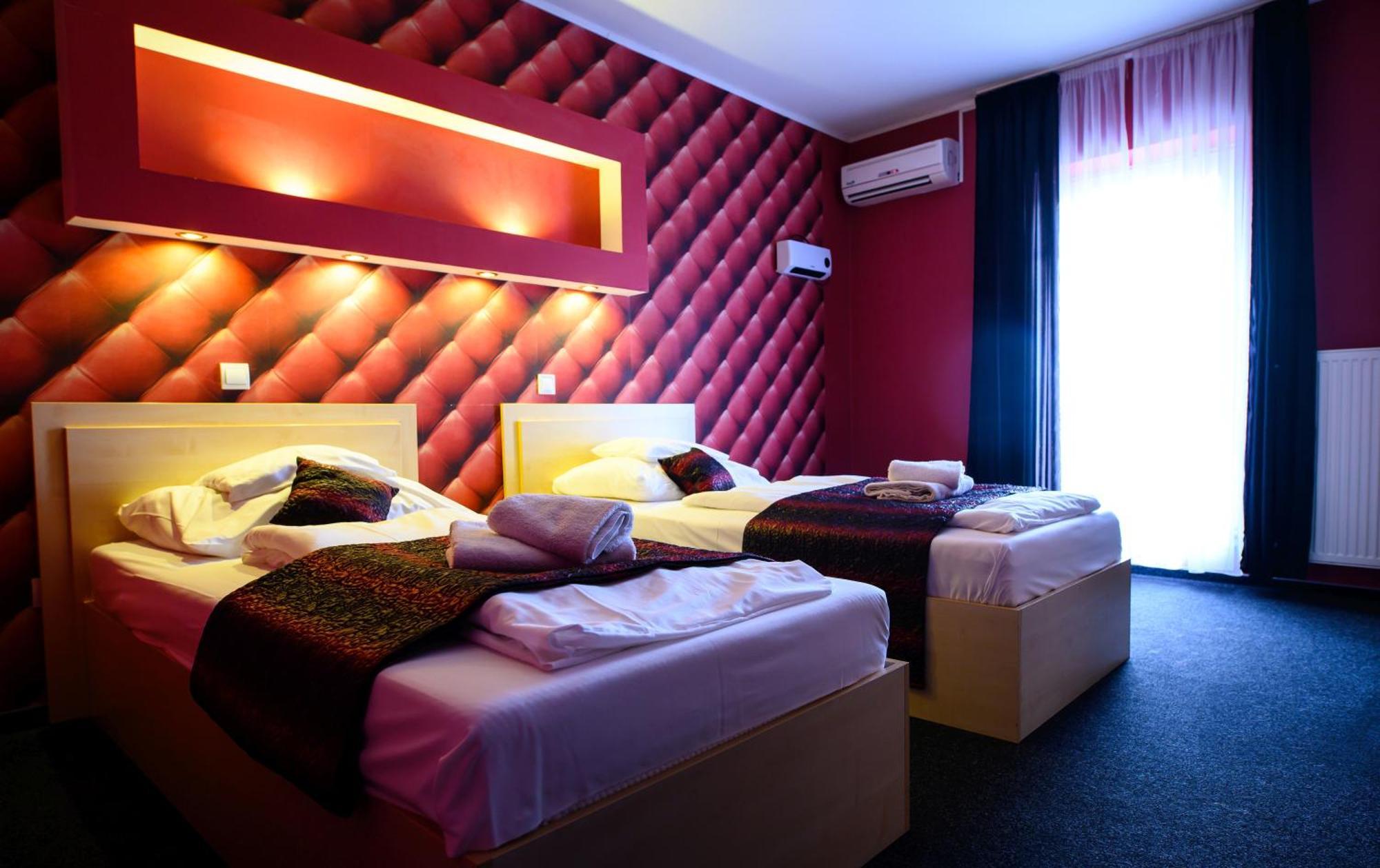 Palermó Panzio Hotel Nyíregyháza Esterno foto