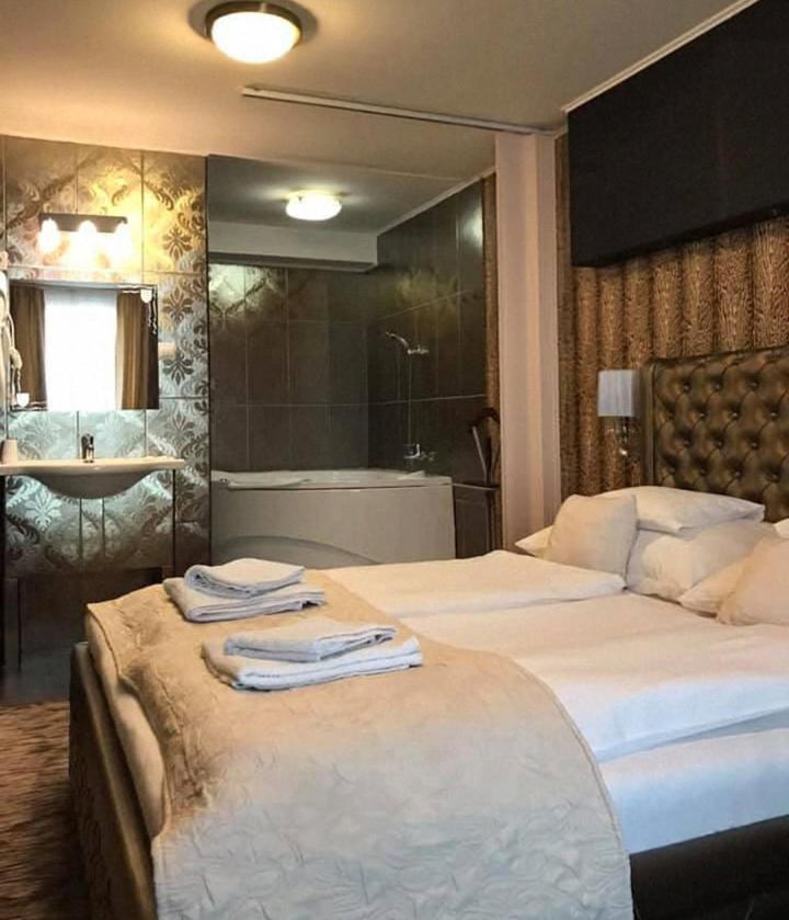 Palermó Panzio Hotel Nyíregyháza Esterno foto